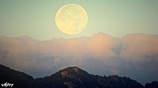 Super Lune du 15 Novembre 2016 au lever de soleil en Timelaspe 4k depuis Sartene en Corse [upl. by Heffron]