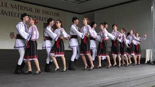 Dansuri populare moldovenești la ”Cântecele Oltului”2021Moldovan folk dancesDanze popolari moldave [upl. by Rahab]