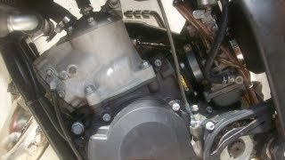 Tech Tip 3 Come smontare il carburatore  How to disassemble the carburetor [upl. by White]