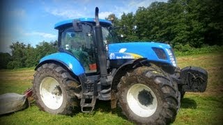 Koszenie Trawy 2013  New Holland T7060  T6050 w Akcji  HD [upl. by Mcripley]