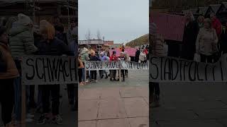 Demo am Neuen Platz für ein Hallenbad in Klagenfurt [upl. by Arannahs]