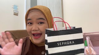 LUXURY BRAND REVIEW VS LOCAL BRAND  CHARLOTTE TILBURY RARE BEAUTY SEAMAKEUP STUDIO TROPIK [upl. by Margi]