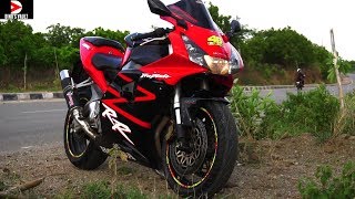 Honda Fireblade CBR954RR aka 900RR Review  Rare Bike BikesDinos [upl. by Oehsen]