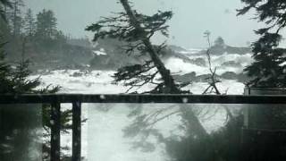 Tofino Ucluelet HURRICANE STORM WAVESPACIFIC OCEAN2011 [upl. by Shute]