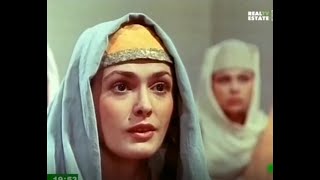 Hurrem tries to escape Sultan Selim the Grim is dead  TV series Roxelana 1996  2003 [upl. by Myo50]