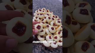 BOLACHINHA DE MAIZENA COM GOIABADA receita receitafacil [upl. by Eagle]