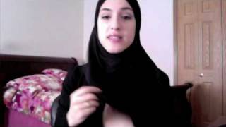 How to Wear a Headscarf Easy Pull on Scarf hijab il amirah [upl. by Giulia]