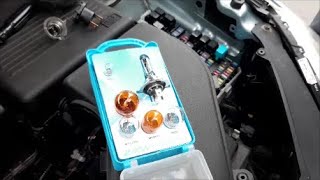 Mazda 5 CR19 Abblendlicht tauschen  Headlight Bulb Replacement [upl. by Sucramel]