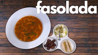 Fasolada  Traditionelle griechische Bohnensuppe  traditional greek bean soup of white beans [upl. by Docilla]