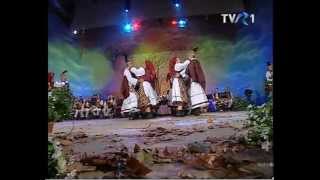 Romanian Traditional Dance  Joc din Oas [upl. by Wattenberg]