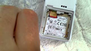 docomo P01E SIMFOMAカード取り外し方 [upl. by Giralda]