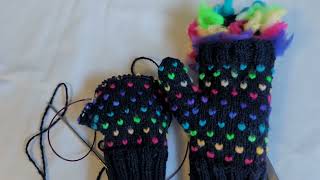 How to make and insert thrums into thrummed mittens as you knit them [upl. by Larrabee690]