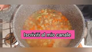 Zuppa di lenticchie e patate piatto invernale [upl. by Geiss]