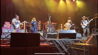 Brandi Carlile feat Celisse amp Jess Wolfe of Lucius covering Live and Let Die amp We Are the Champions [upl. by Tra]