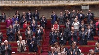 Standing ovation pour Christiane Taubira à lAssemblée  0611 [upl. by Essirahc]