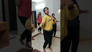 udi udi jaye dance by samriddhi pandey Shahrukh Khan [upl. by Litt]