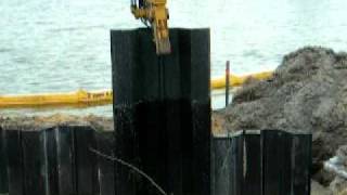 Florida  Everlast 30 Composite Sheet Piling wwweverlastseawallscom [upl. by Adnavoj]