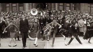 Crazy 1920s USA Coon Sanders Orch  Rhythm King 1928 [upl. by Alyekahs]