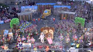 Quaker City String Band  2015 Mummers Parade  Philadelphia Mummers [upl. by Lashondra]