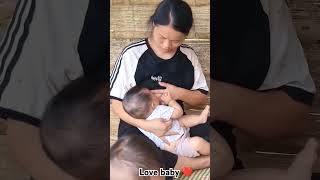 Breastfeeding mom 💕 breastfeeding baby foryou cutebaby viralvideo trending shorts [upl. by Ennoval191]