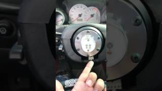 20002005 eclipse aftermarket steering wheel install No Srs light [upl. by Navis355]