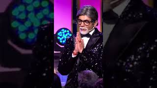 Sunil Grovers Mimicry Amitabh Bachchan at Smule Mirchi Music Awards 2020 Funny Movement [upl. by Airamesor160]