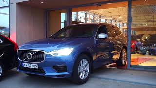 Volvo XC60 T8 Bursting Blue levering [upl. by Ahsait]