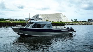 The Perfect boat to handle the Great Lakes Hewes Craft 270 Alaskan Walkthrough [upl. by Aguste]