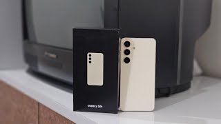 Samsung S24 unboxing and quick review shorts [upl. by Hernandez]