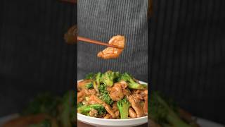 CHICKEN amp BROCCOLI BETTER THAN CHINESE TAKEOUT [upl. by Ashwin]