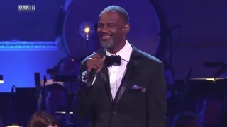 Brian McKnight performs »For the First Time« in Vienna [upl. by Marilyn]