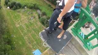 Saut à lélastique  Viaduc SaintGeorges Le Gaultier  GoPro HD2 [upl. by Aihsyak]