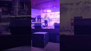 Aksh Baghla singing DESPACITO live at IIT Delhi fest2018 [upl. by Carbo68]