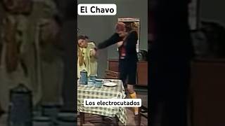 El Chavo los electrocutados por el pleito con Don Ramon y dońa Florinda [upl. by Komsa]