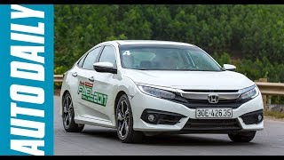 Honda Civic 15L VTEC Turbo gây bất ngờ khi tiêu thụ 45 lít100km AUTODAILYVN [upl. by Hakan]