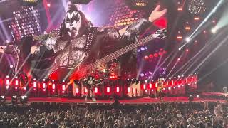 KISS quotDetroit Rock CityShout It Out Loudquot  Centre Vidéotron Québec City Canada 20231119 [upl. by Janeta]