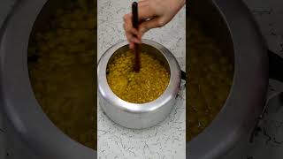 Sindhi Dal Pakwan in Rajasthani Style  दाल पकवान एकदम स्वादिस्ट भोजन dalpakwan shorts [upl. by Iror]