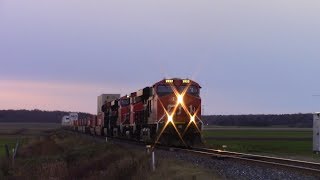 CN 2922 leads 120 East on the Montmagny Sub through SaintPierredelaRivièreduSud QC 11417 [upl. by Ybhsa]