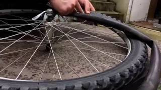 Fahrrad Schlauch wechseln MTB 26 Zoll Schlauch montieren und demontieren Anleitung DIY [upl. by Padgett]