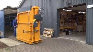 Bramidan Baler B6030 fits through an 8 foot dock door [upl. by Naelopan802]