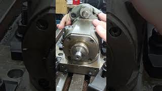 Sextavado na fresadora com divisor  Hexagonal on the milling machine with divider [upl. by Russel]