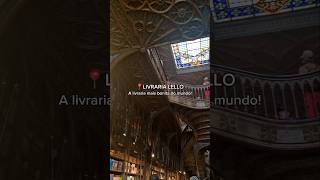 A Livraria Lello no Porto é tão bela e histórica 🇵🇹 portugal porto vidaemportugal viagem [upl. by Jalbert]