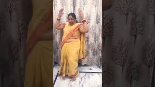 Chhaje upar bayo re bajro dance sorts song [upl. by Handbook]