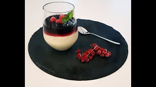 Reteta de Panna Cotta si Coulis de fructe de padure [upl. by Ainiger]