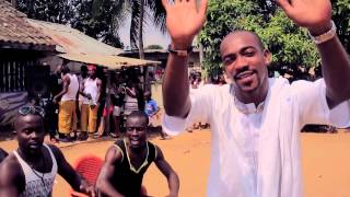 yabongo lova clip officiel maman [upl. by Quillan]