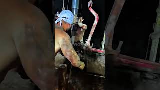 Roughneck on Floor Rig job P1 rig oilandgas drilling oil tripping [upl. by Avahc507]