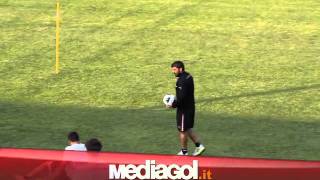 Gattuso palleggia da solo e poi con Vazquez e Dybala by Mediagolit 15072013 [upl. by Assil]