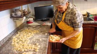 Gnocchi di Patate  NONNA NGELA RICETTE [upl. by Aleksandr]