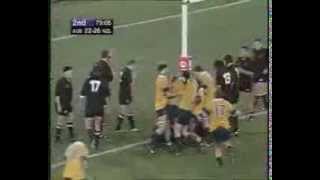 Wallabies snatch victory over All Blacks in 2001 [upl. by Yrrep]