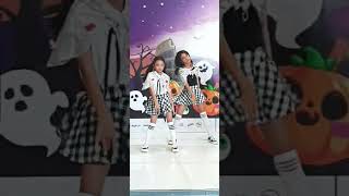 Tetap salut pada anak SD ini yg berani cover dance di panggung 🙏walau belum quotsmoothquot banget 👍 [upl. by Faydra]